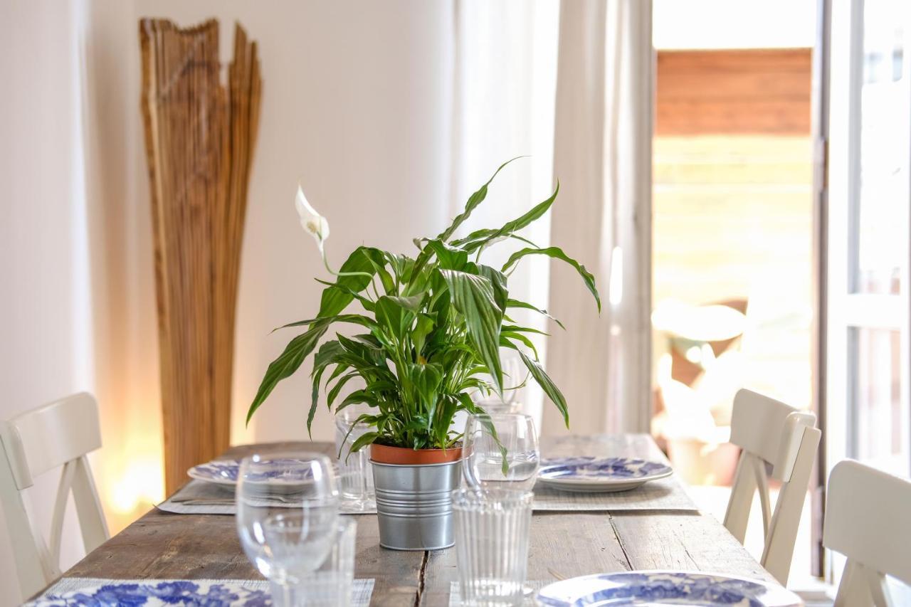 Spacious Apartment With Big Terrace At Colosseum Rom Eksteriør billede