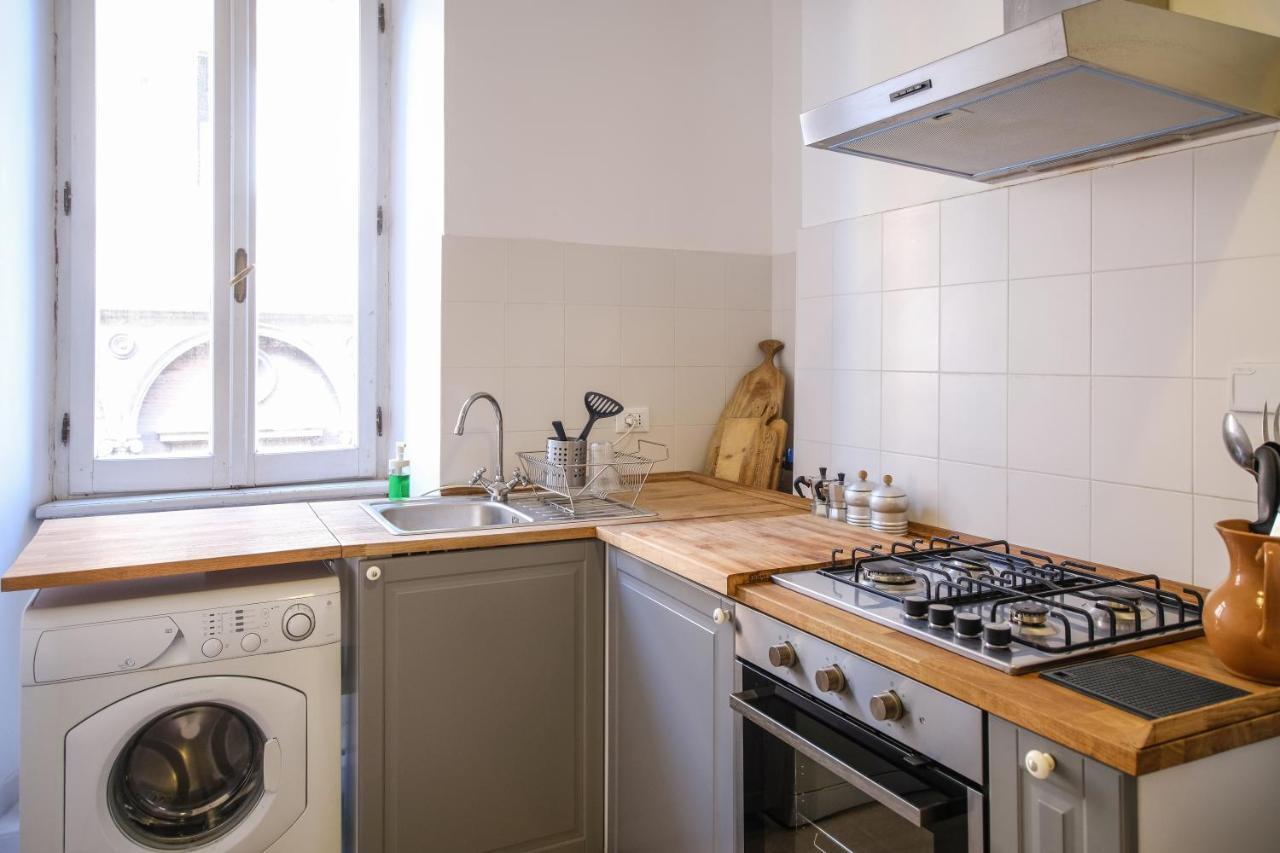 Spacious Apartment With Big Terrace At Colosseum Rom Eksteriør billede