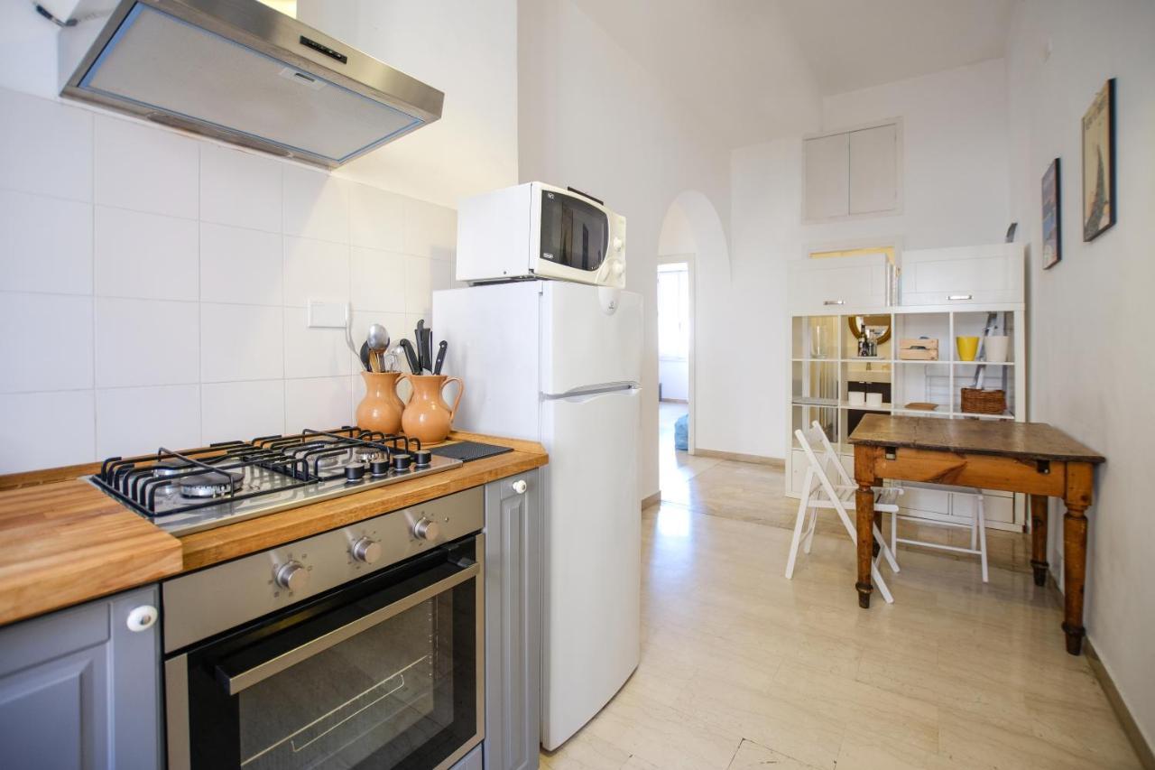 Spacious Apartment With Big Terrace At Colosseum Rom Eksteriør billede